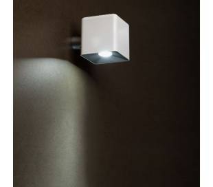Aplique de aluminio ADO Cromo ambiente halógeno de pared